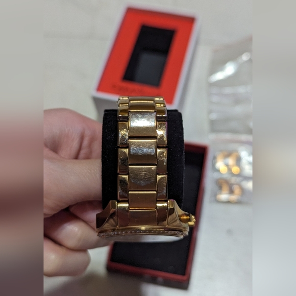 Caravelle / Bulova Rose gold woman's watch. - Picture 2 of 6